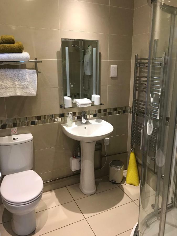 Bed and Breakfast The Westwoods Экстерьер фото